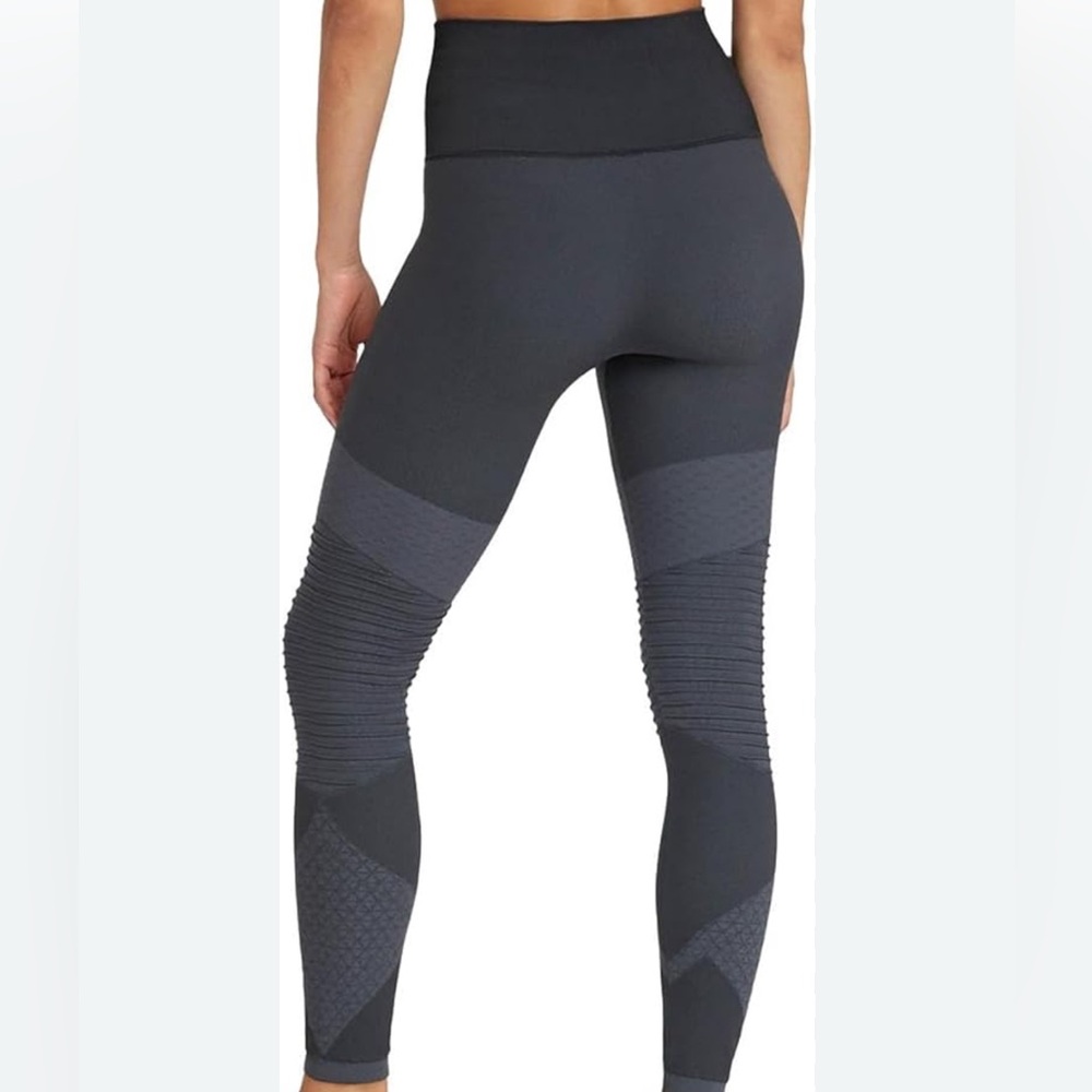Spanx look at me now gray‎ seamless leggings, size medium